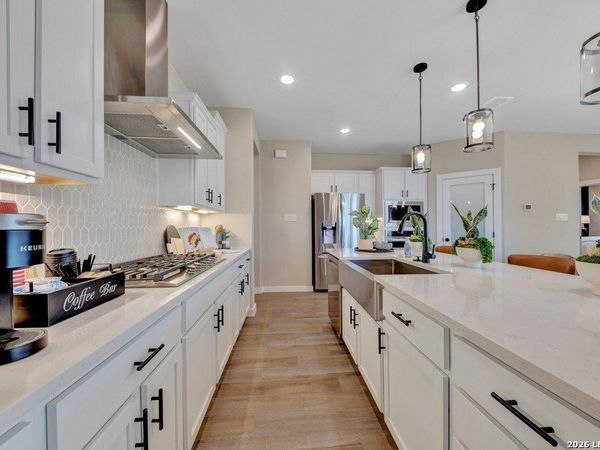 13214 Fantine Fields, San Antonio, TX 78253