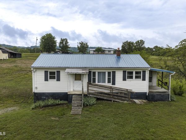 1313 Oasis Road, Bulls Gap, TN 37711