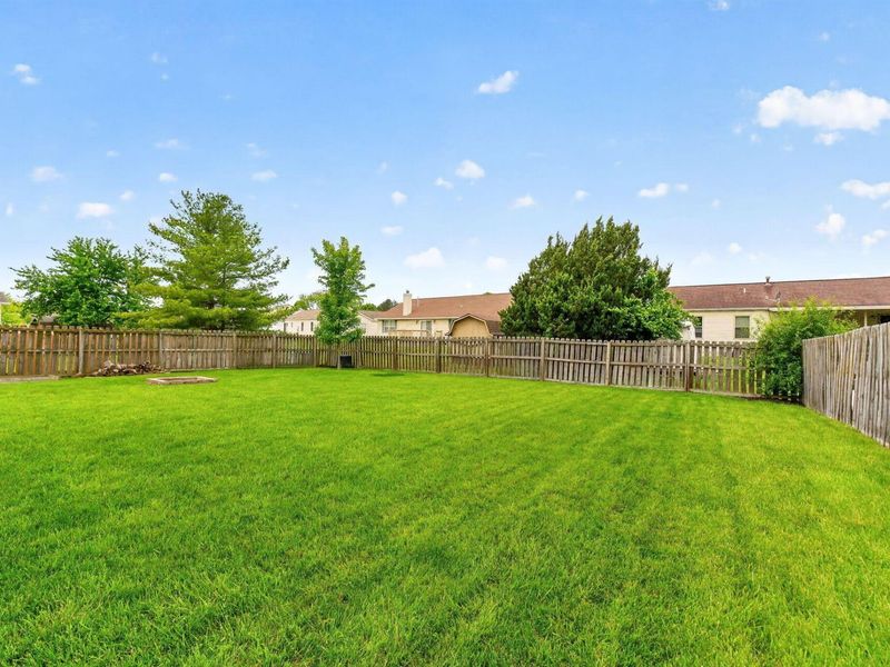 1535 Patricia Drive, Marysville, OH 43040 Photo 9