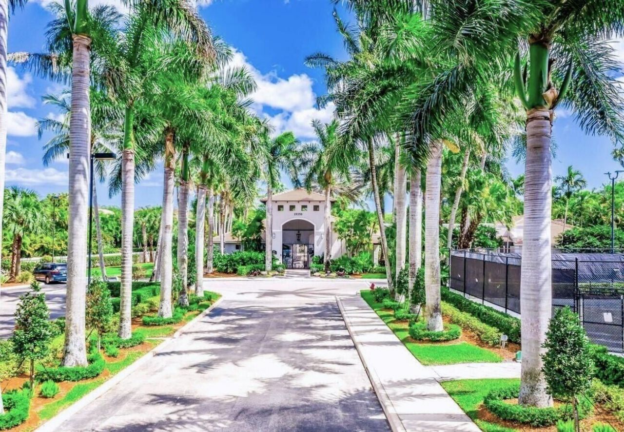19474 Saturnia Lakes Drive, Boca Raton, FL 33498 Photo