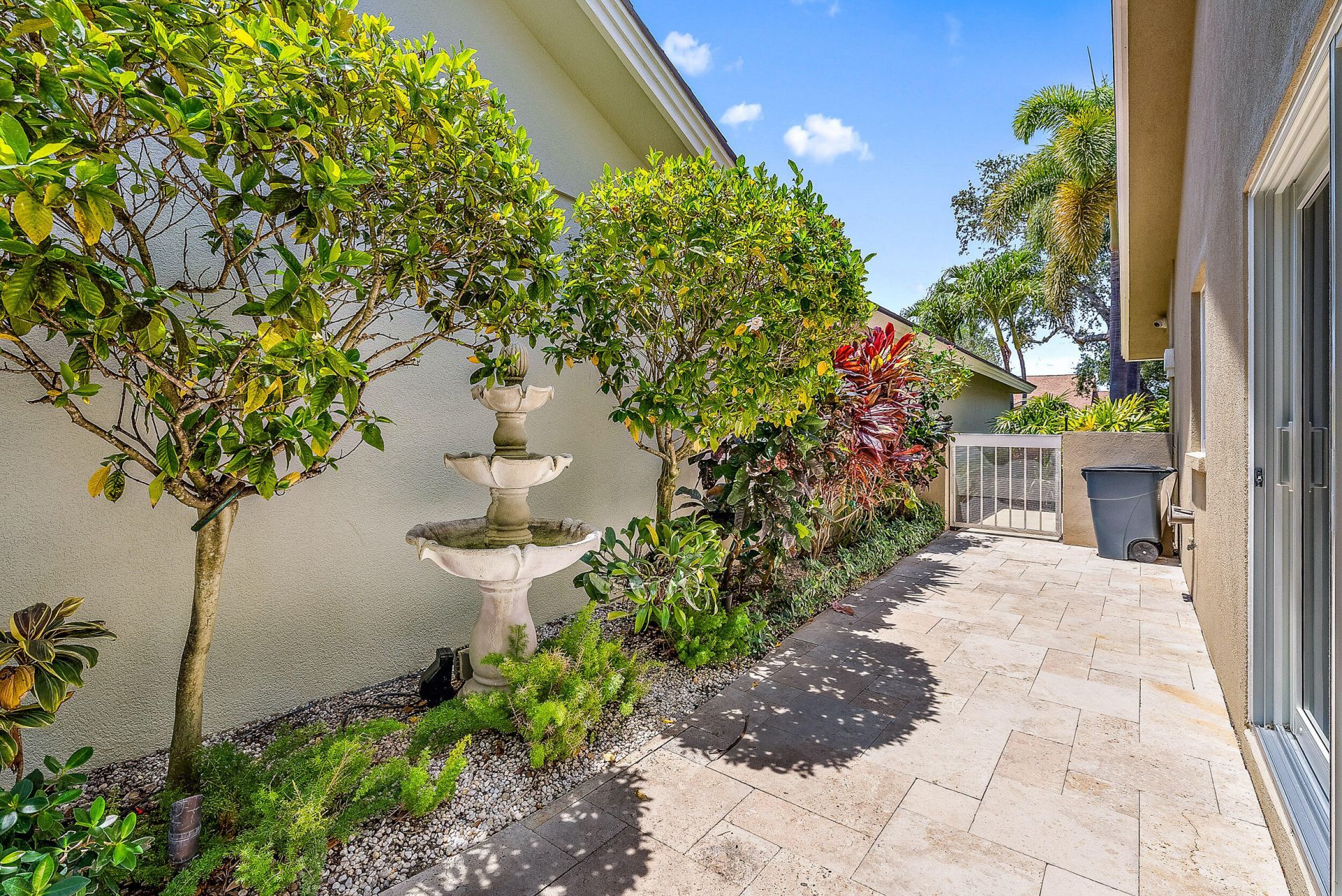 203 E River Park Drive, Jupiter, FL 33477 Photo