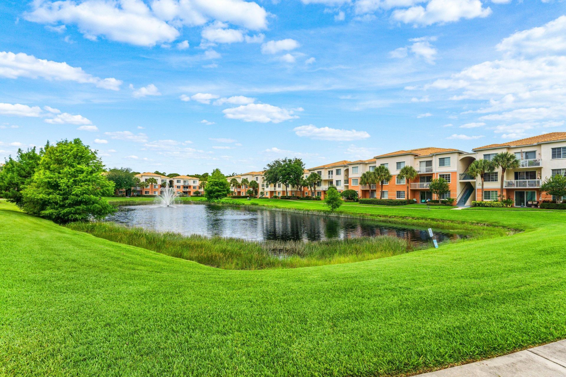 10106 W Myrtlewood Cir Circle W, Palm Beach Gardens, FL 33418 Photo