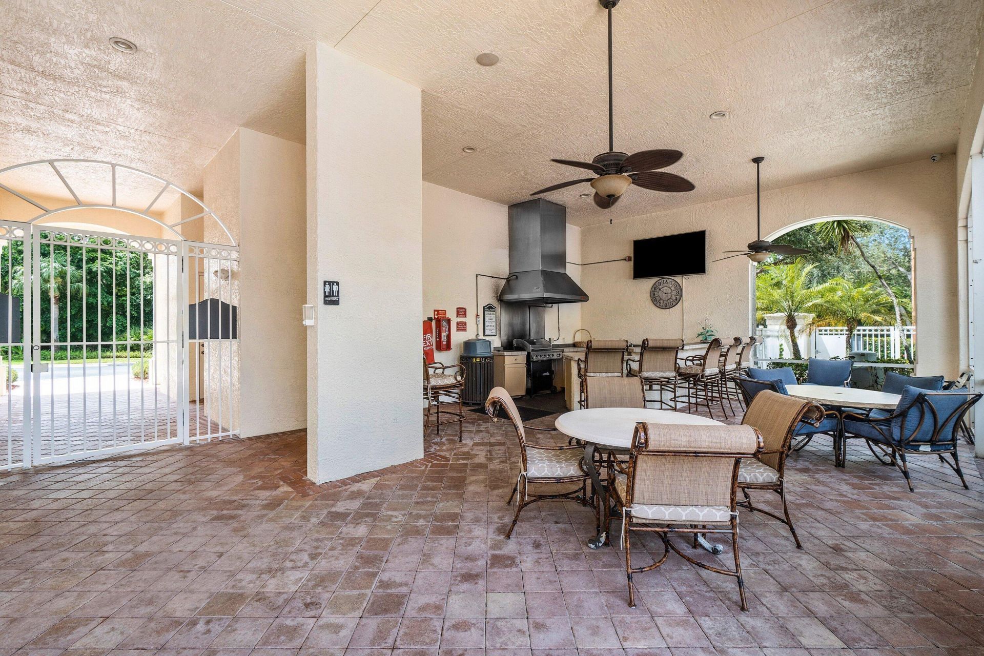 10106 W Myrtlewood Cir Circle W, Palm Beach Gardens, FL 33418 Photo