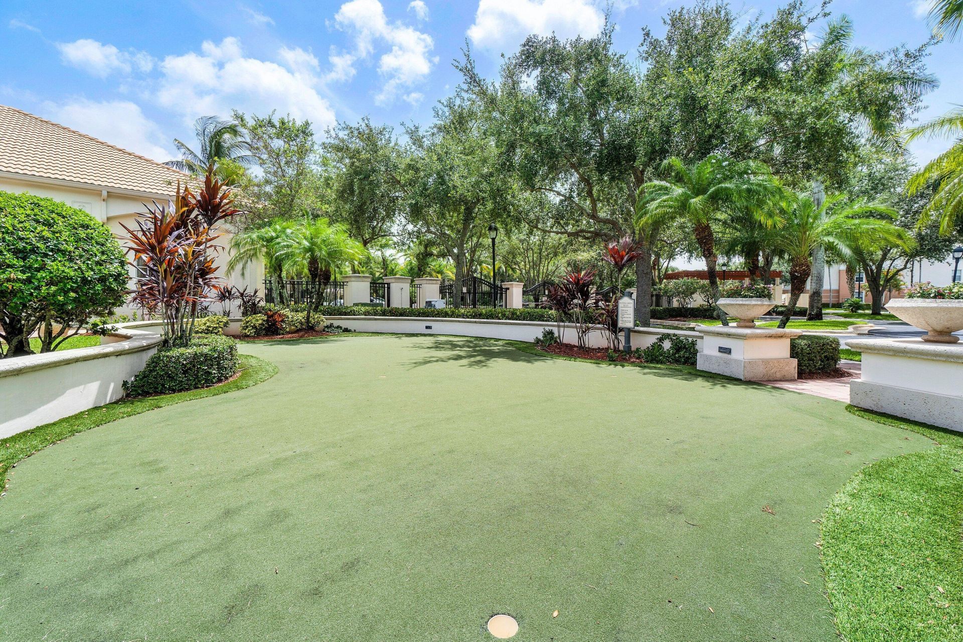 10106 W Myrtlewood Cir Circle W, Palm Beach Gardens, FL 33418 Photo