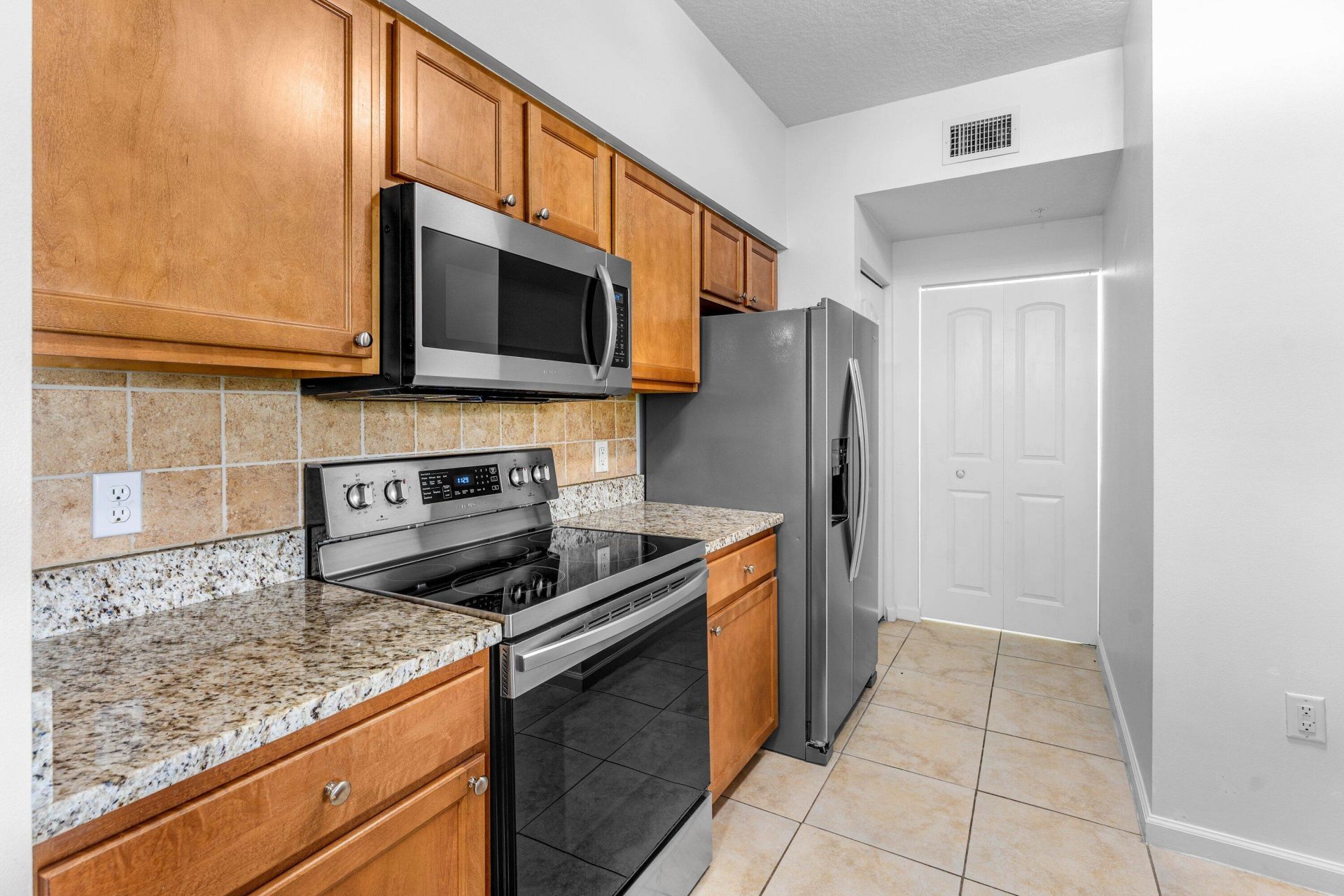 10106 W Myrtlewood Cir Circle W, Palm Beach Gardens, FL 33418 Photo