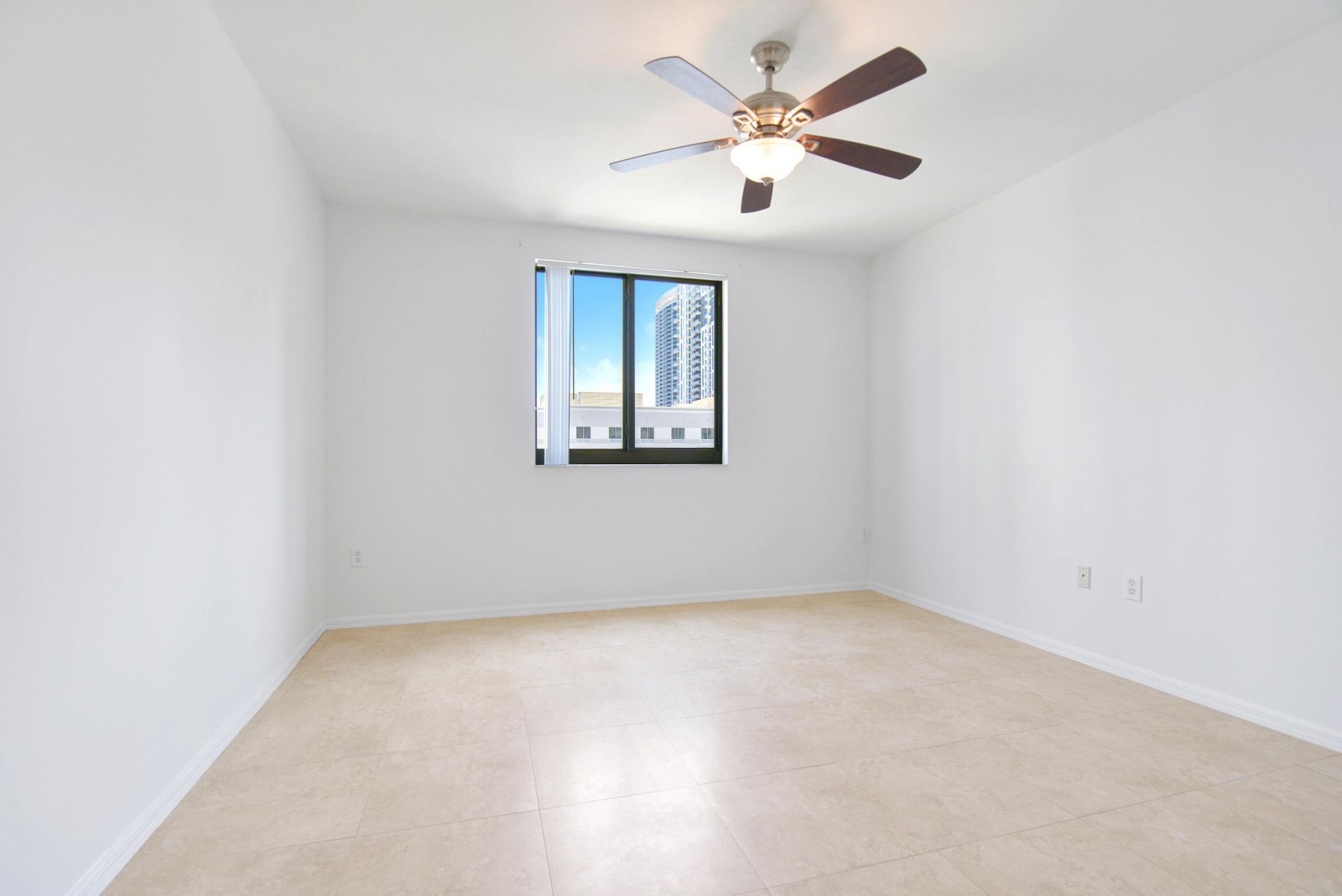 100 N Federal Highway, Unit 734, Fort Lauderdale, FL 33301 Photo