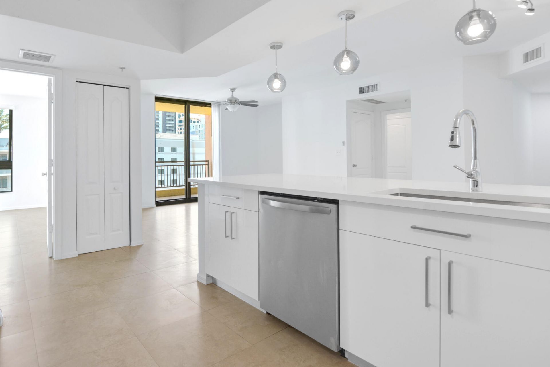 100 N Federal Highway, Unit 734, Fort Lauderdale, FL 33301 Photo