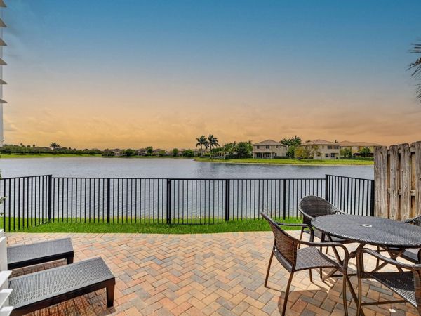 8437 Lakeview Trail, Parkland, FL 33076