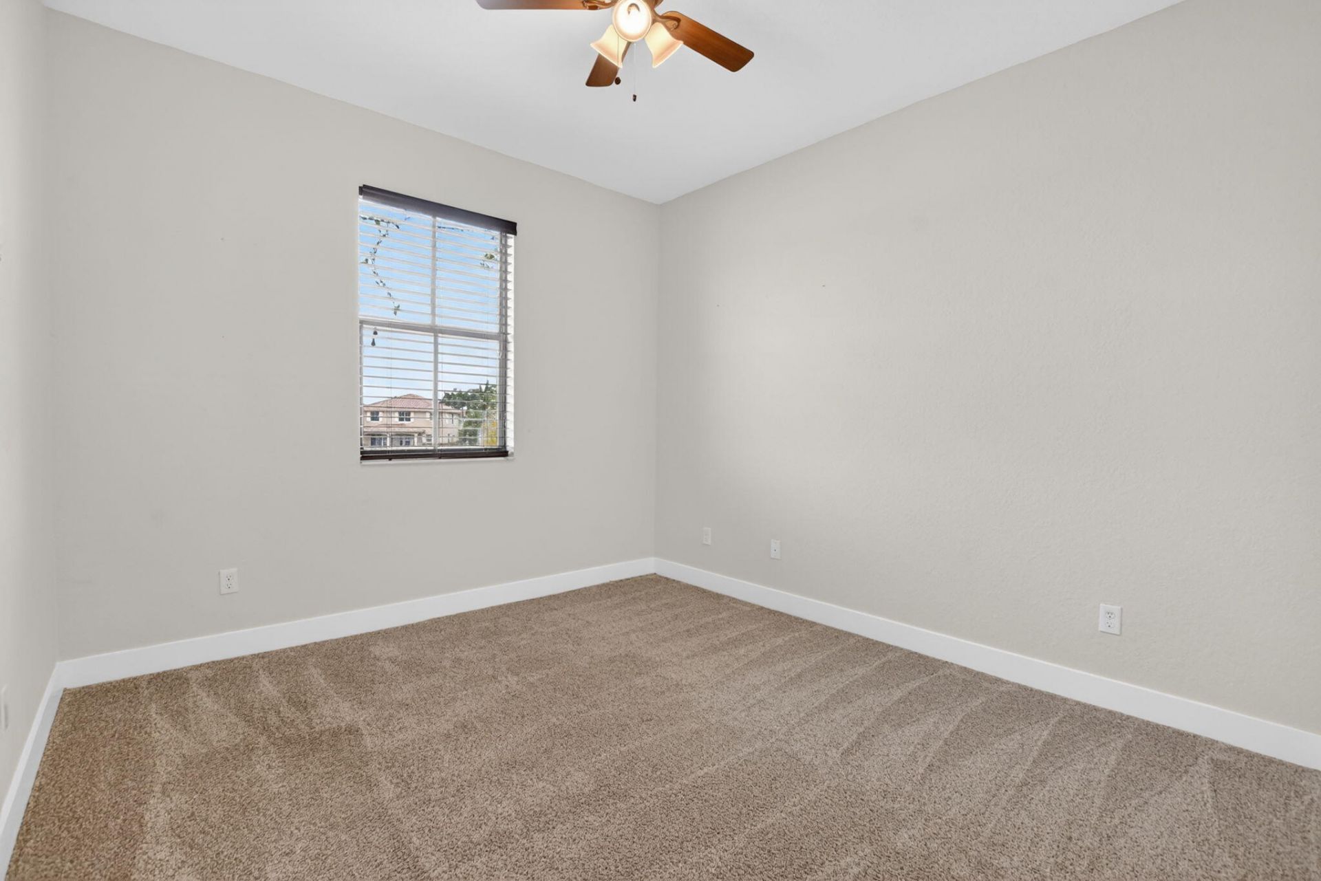 8437 Lakeview Trail, Parkland, FL 33076 Photo