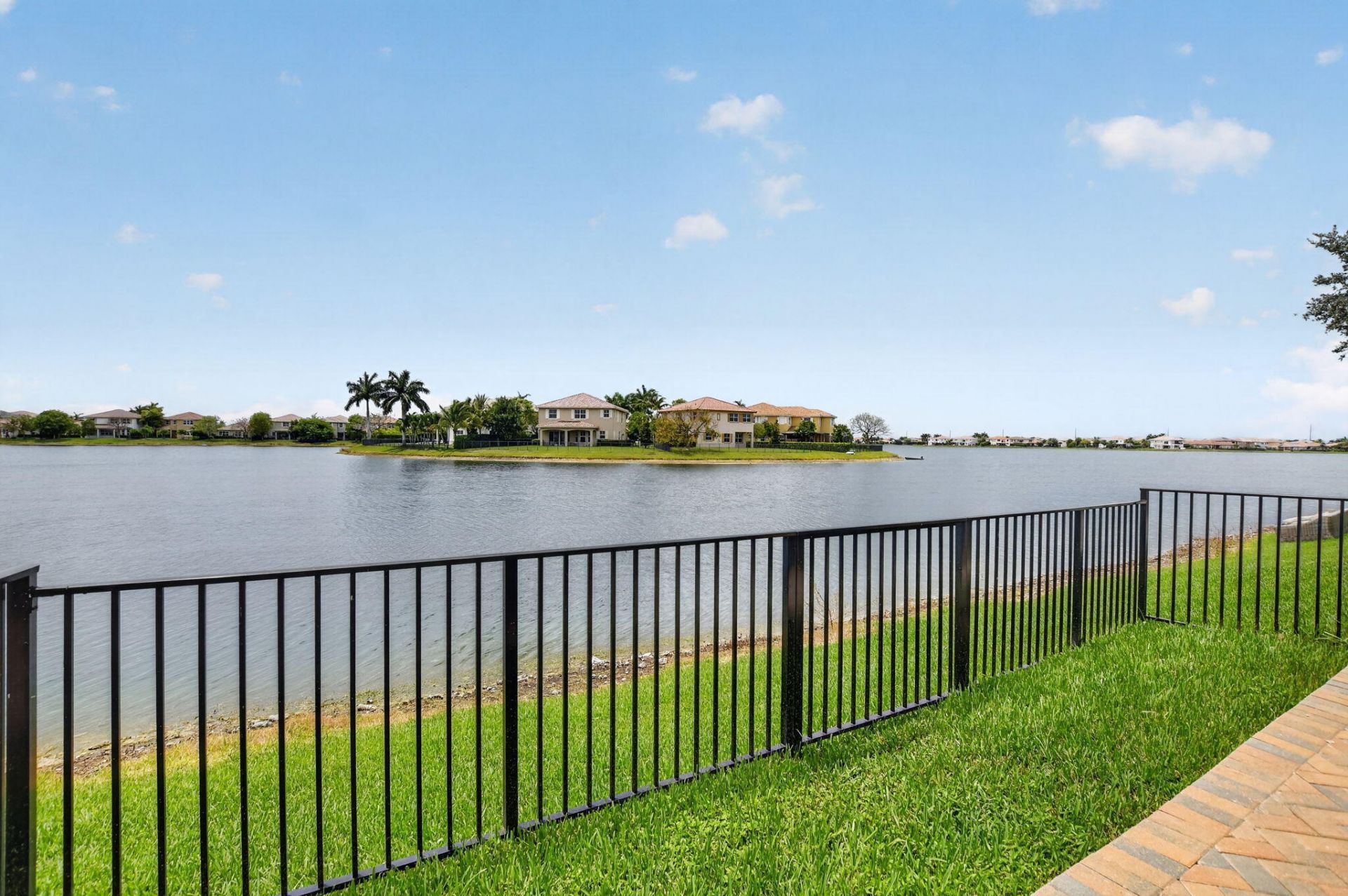 8437 Lakeview Trail, Parkland, FL 33076 Photo