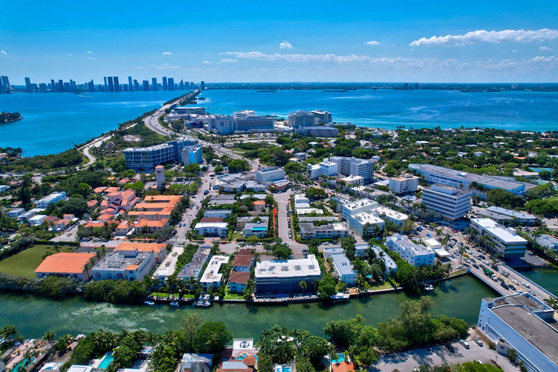 4011 N Meridian Avenue, Unit 32, Miami Beach, FL 33140 Photo