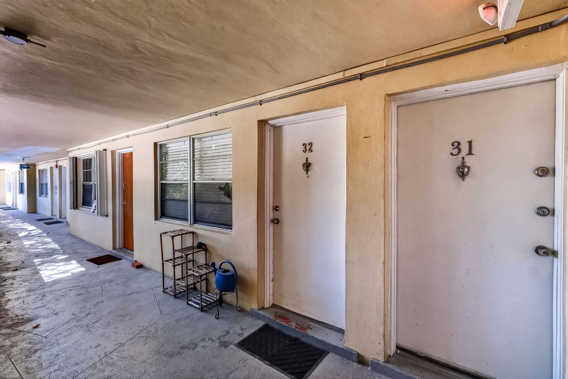 4011 N Meridian Avenue, Unit 32, Miami Beach, FL 33140 Photo
