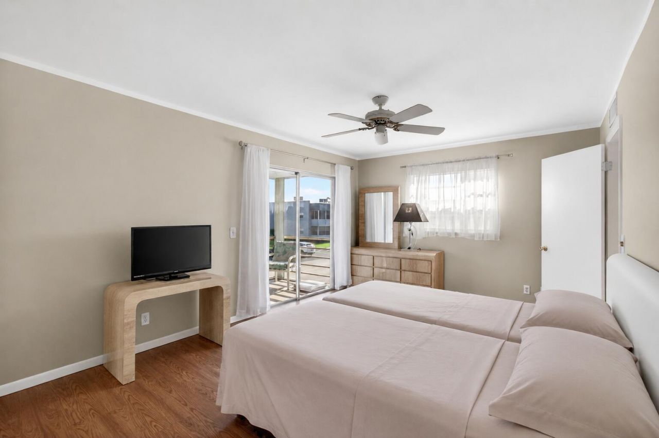 95 Burgundy B, Delray Beach, FL 33484 Photo