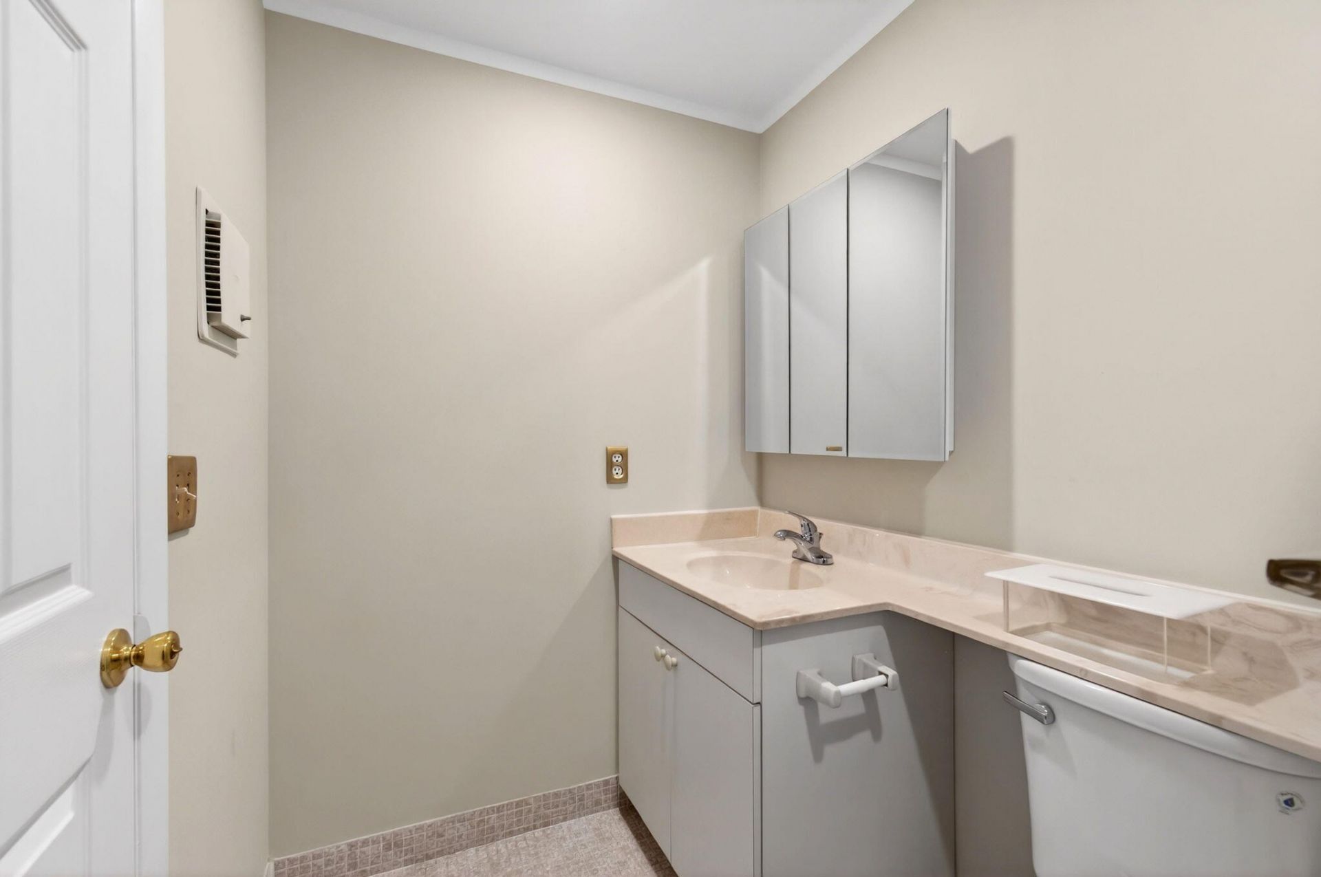 95 Burgundy B, Delray Beach, FL 33484 Photo