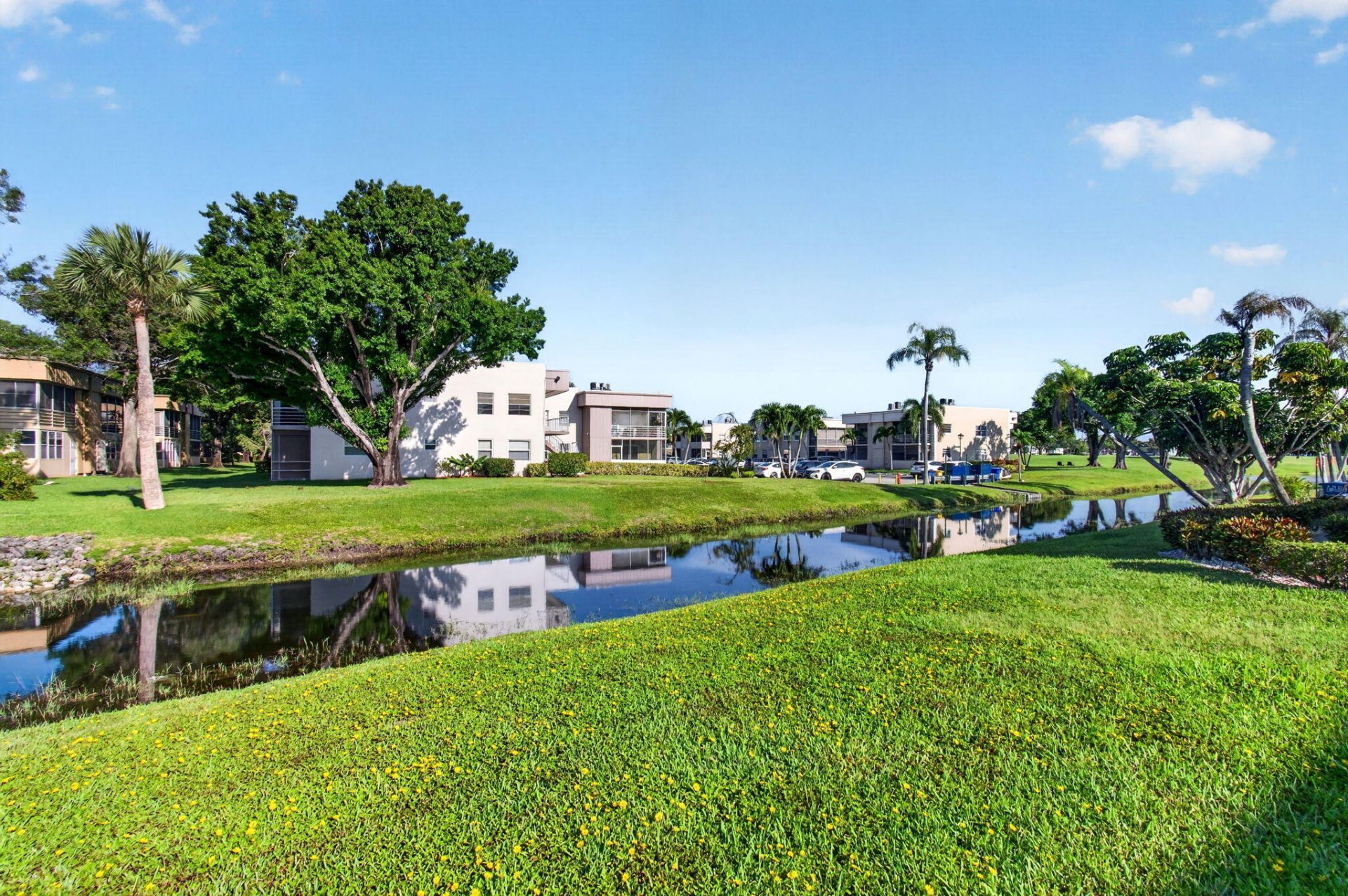 95 Burgundy B, Delray Beach, FL 33484 Photo