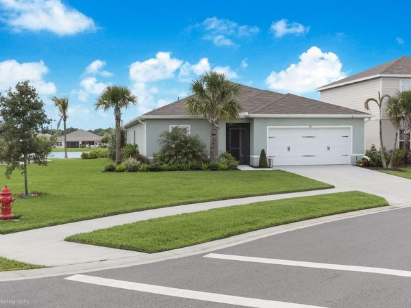 423 Acai Lane, Fort Pierce, FL 34981