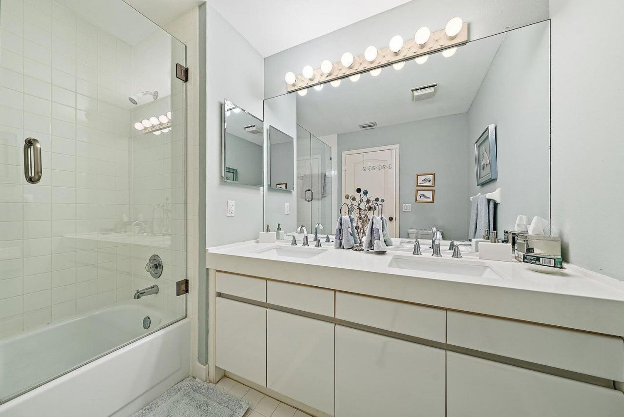 240 Eagleton Estate Boulevard, Palm Beach Gardens, FL 33418 Photo