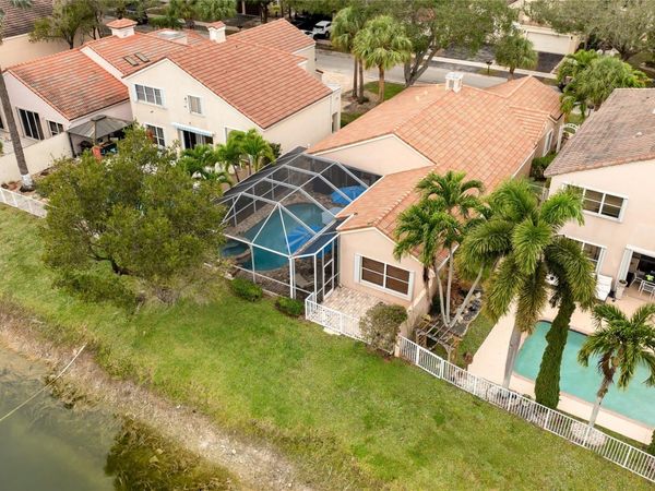 6660 NW 75th Place, Parkland, FL 33067