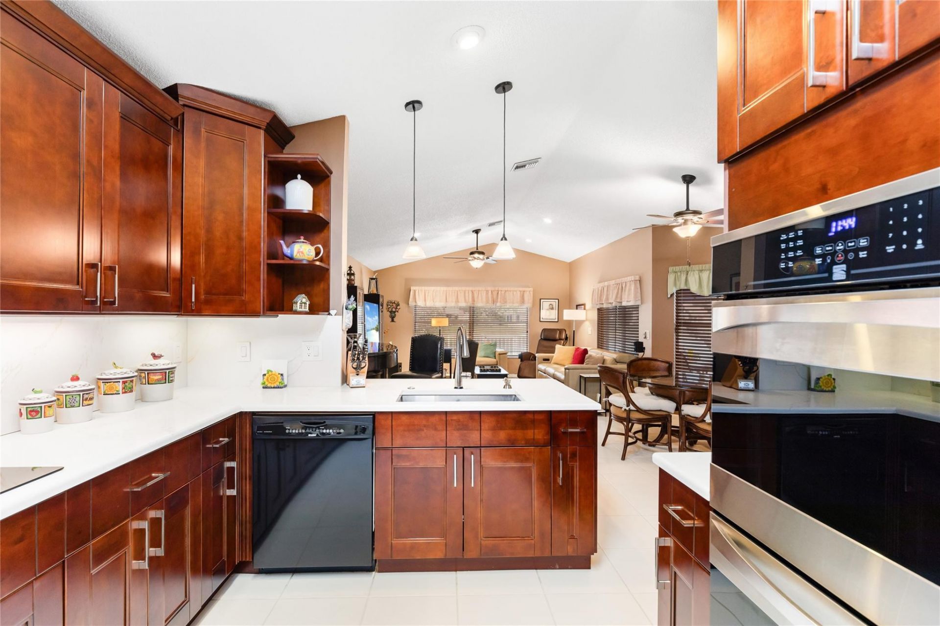 6660 NW 75th Place, Parkland, FL 33067 Photo