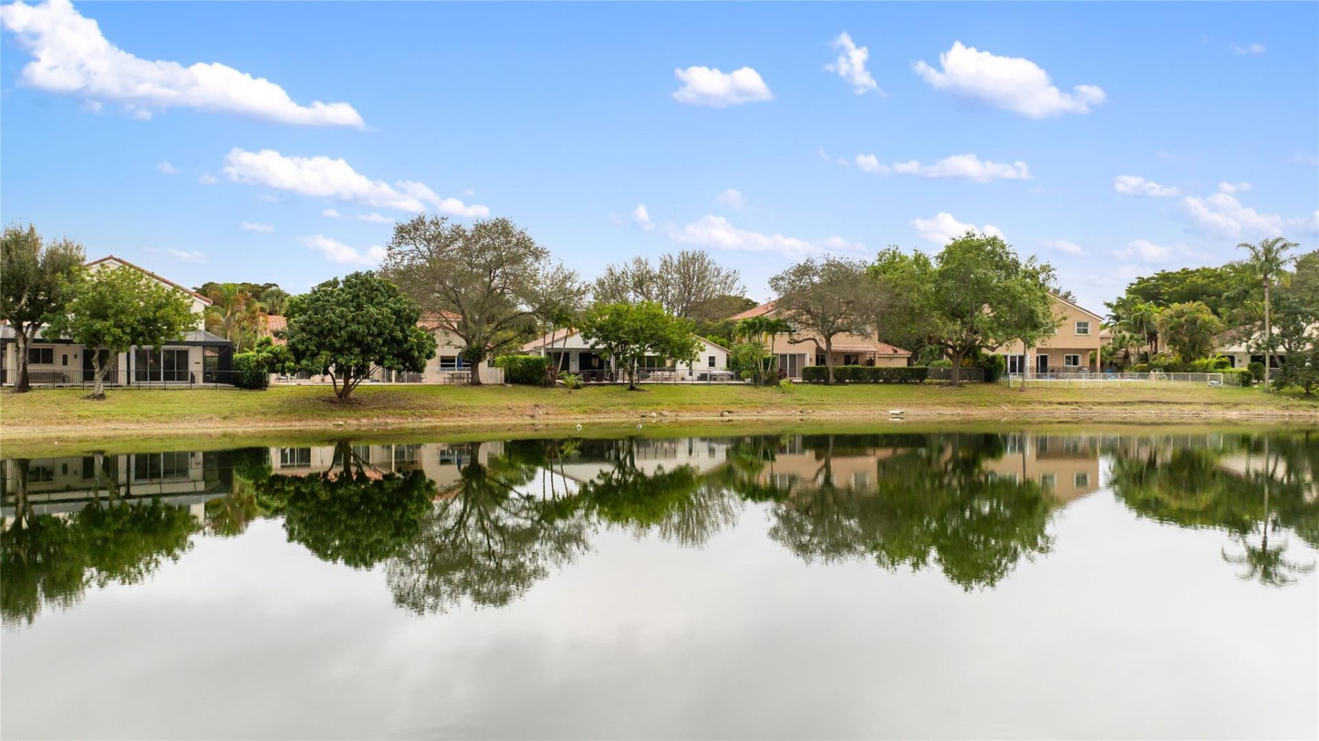 6660 NW 75th Place, Parkland, FL 33067 Photo