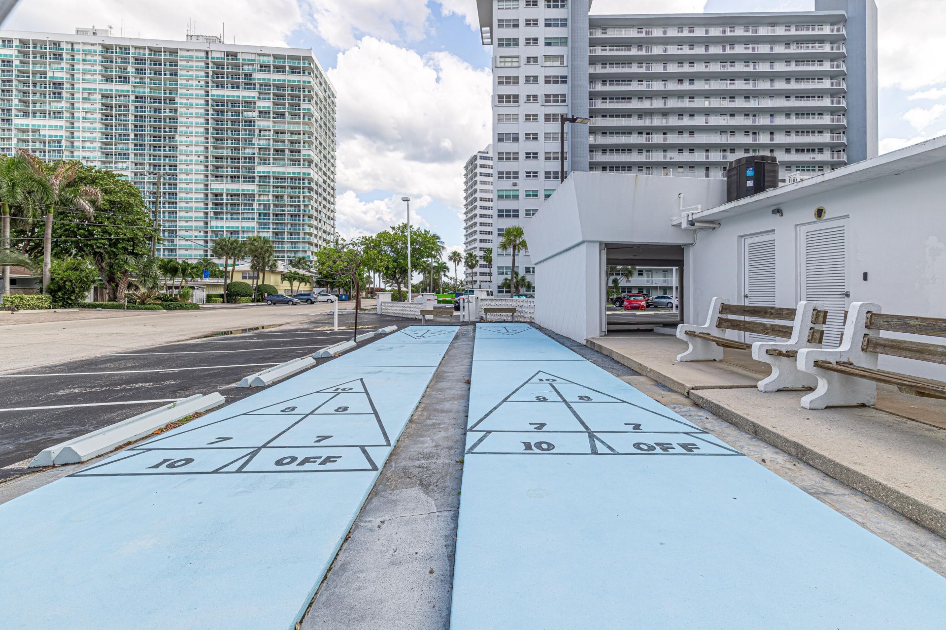 1900 S Ocean Drive, Unit 1706, Fort Lauderdale, FL 33316 Photo