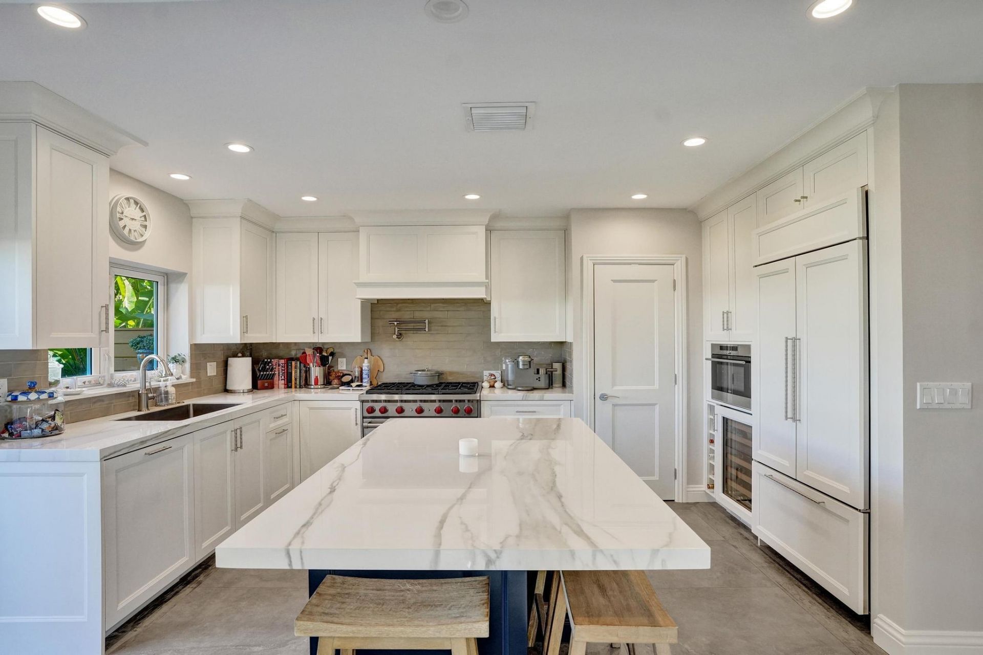 15 Minnetonka Road, Sea Ranch Lakes, FL 33308 Photo