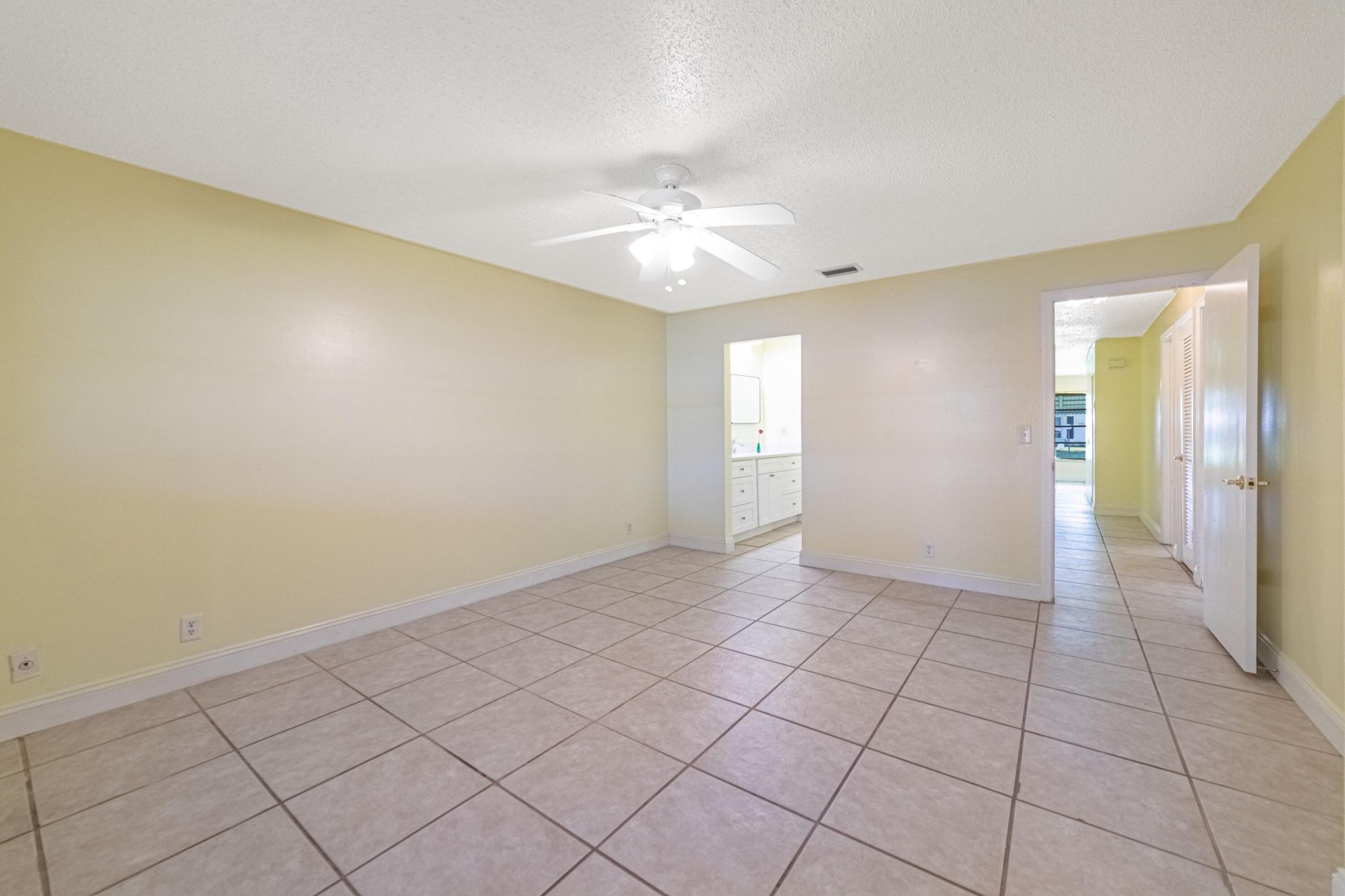 8633 NW 12th Street, Unit C177, Plantation, FL 33322 Photo