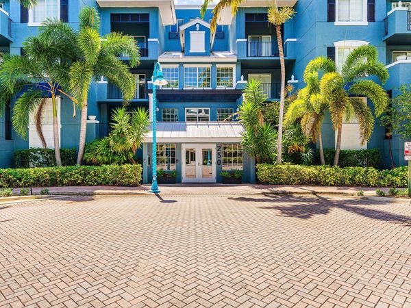 250 NE 3rd Avenue, Unit 1209, Delray Beach, FL 33444