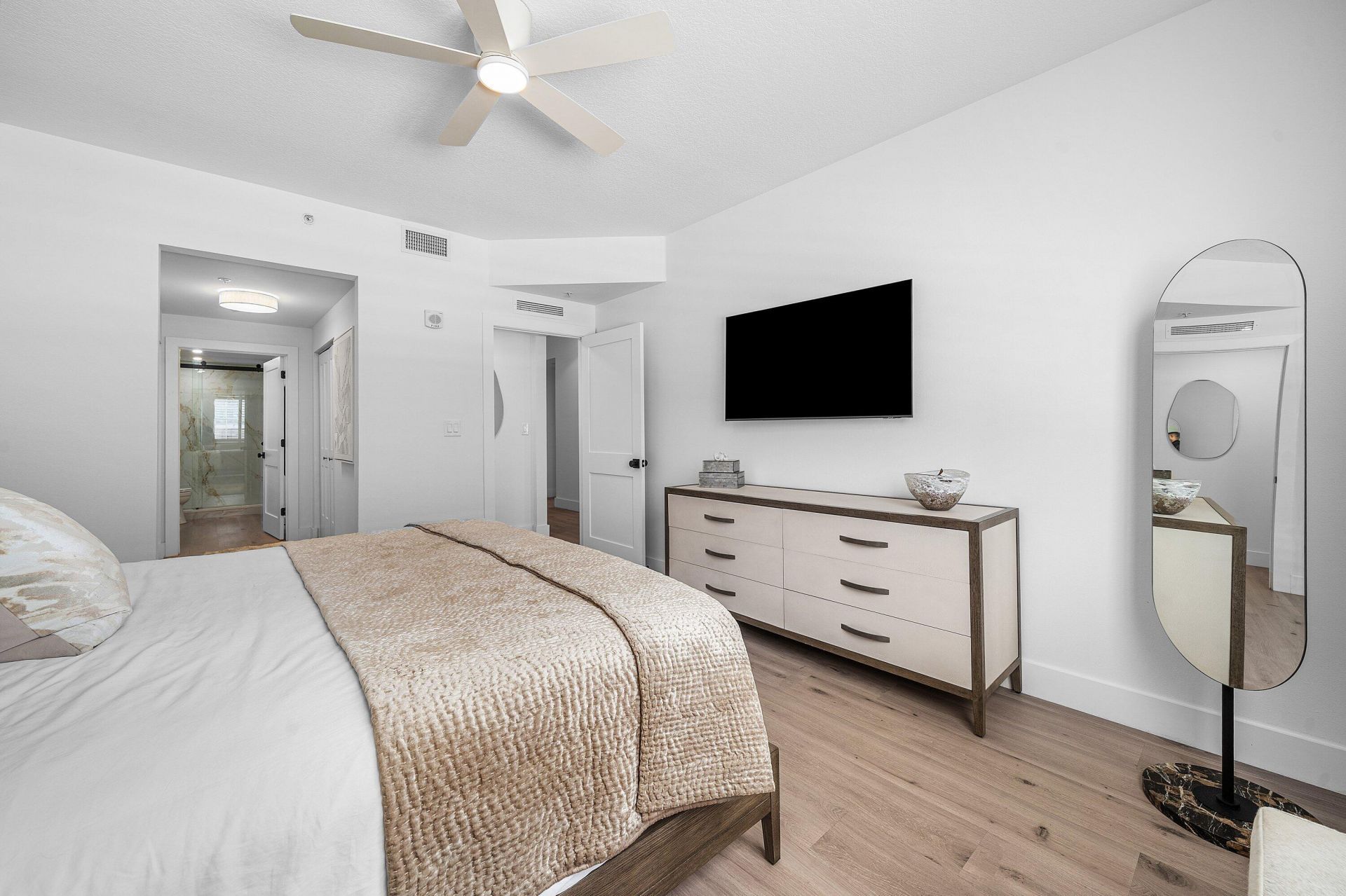 250 NE 3rd Avenue, Unit 1209, Delray Beach, FL 33444 Photo