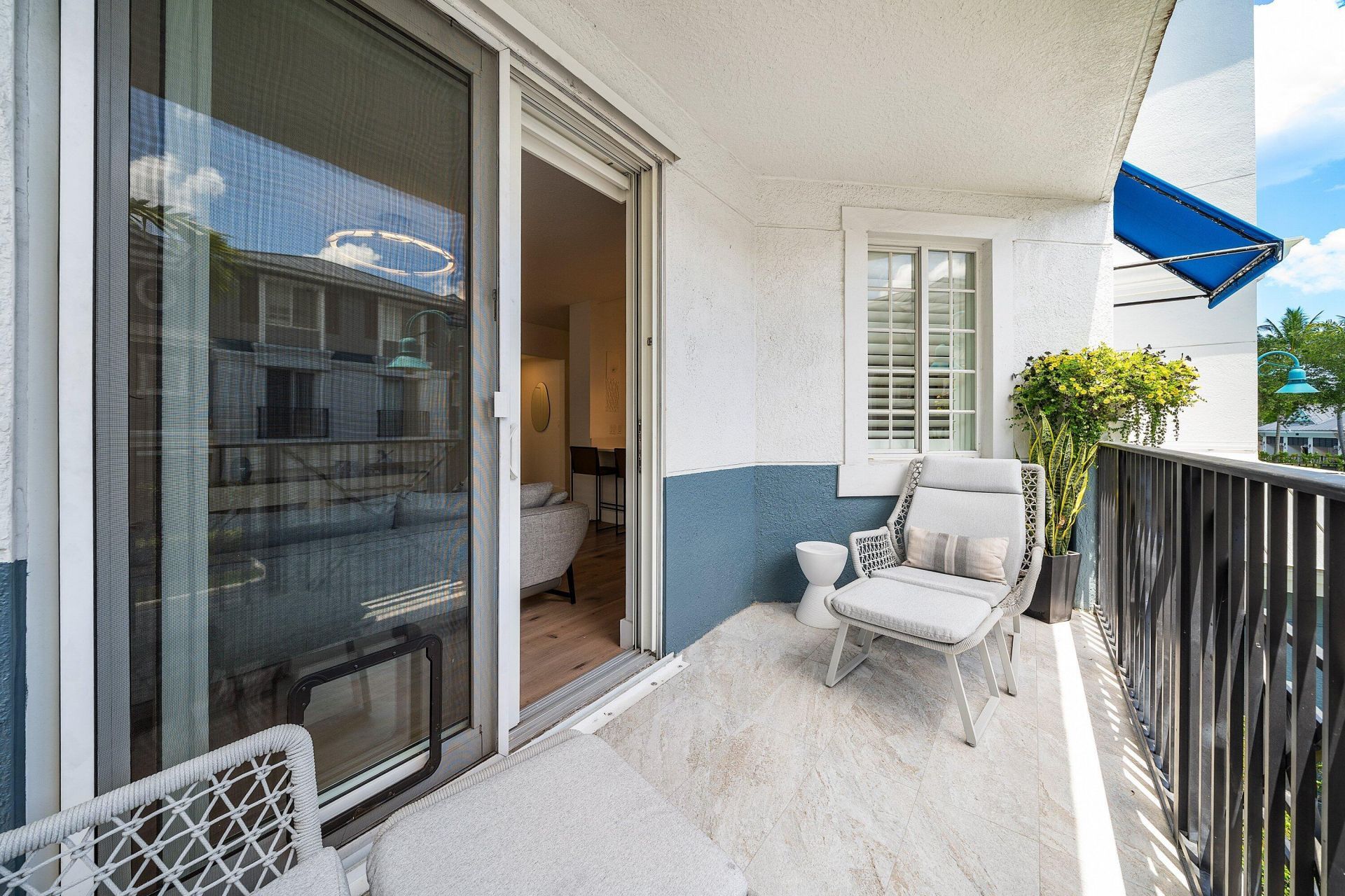 250 NE 3rd Avenue, Unit 1209, Delray Beach, FL 33444 Photo