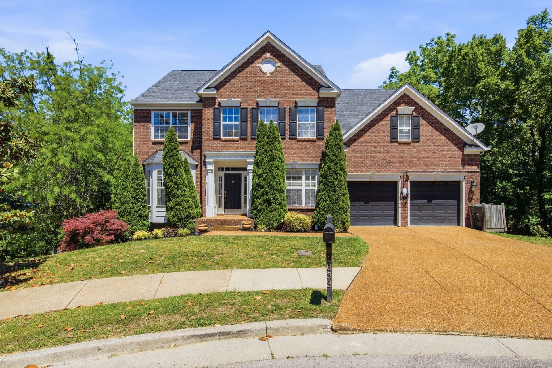 1033 Stone Ridge Dr , Nashville, TN 37211 Main Photo