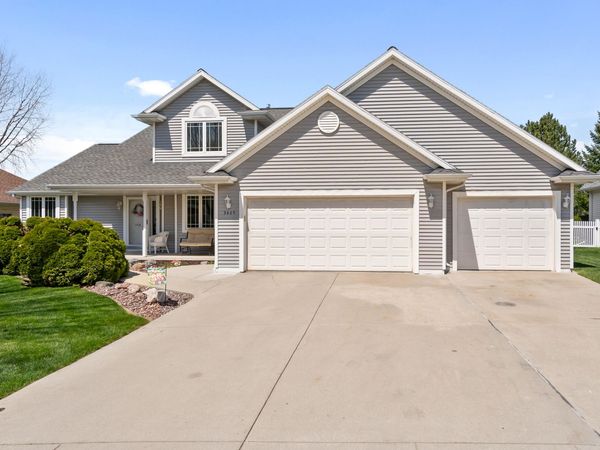 3445 Edinburgh Rd, Green Bay, WI 54311