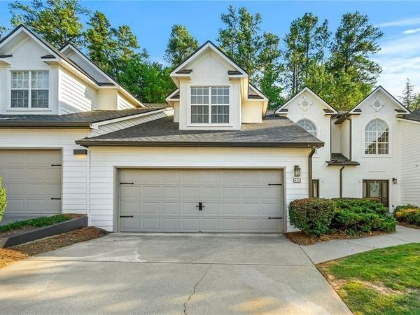 2015 Barrett Lakes Boulevard NW, Unit 415, Kennesaw, GA 30144