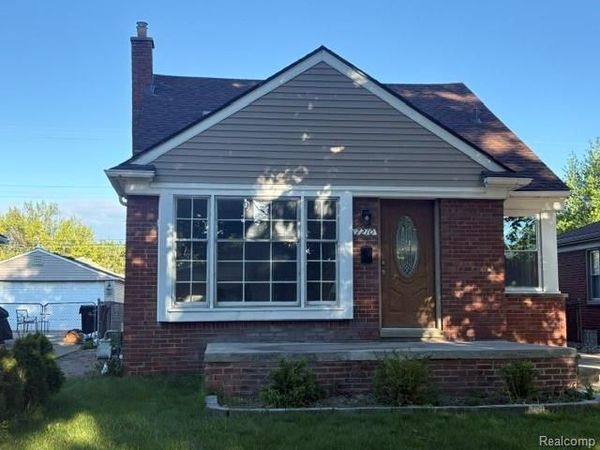 7210 Buckingham Ave , Allen Park, MI 48101