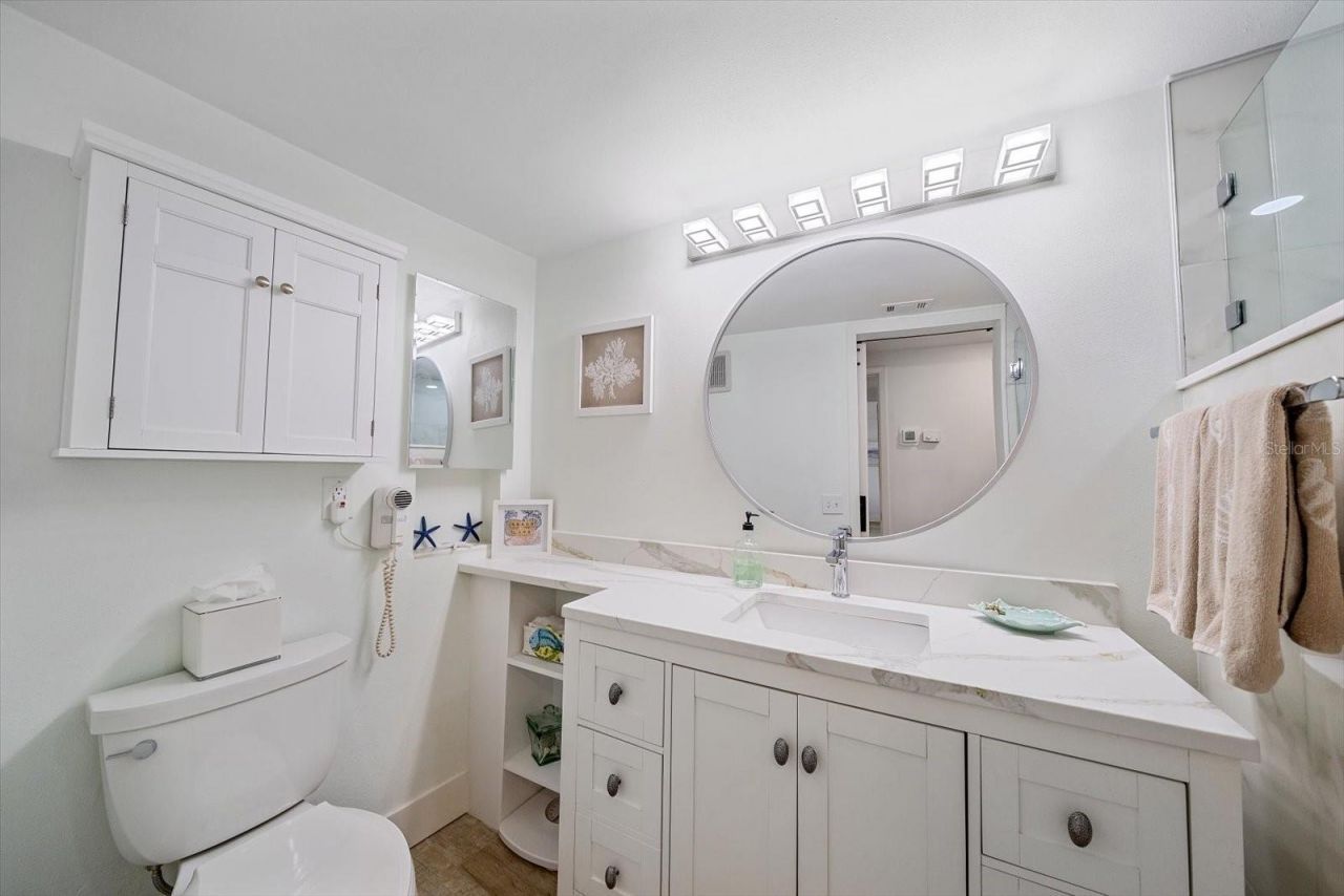 100 Sands Point Road, Unit 225, Longboat Key, FL 34228 Photo