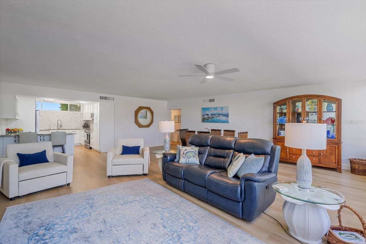 100 Sands Point Road, Unit 225, Longboat Key, FL 34228 Photo