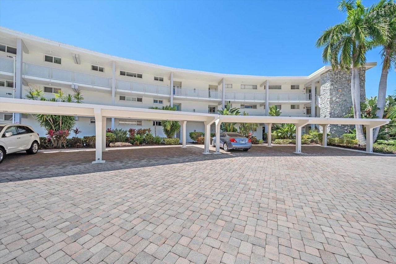 100 Sands Point Road, Unit 225, Longboat Key, FL 34228 Photo