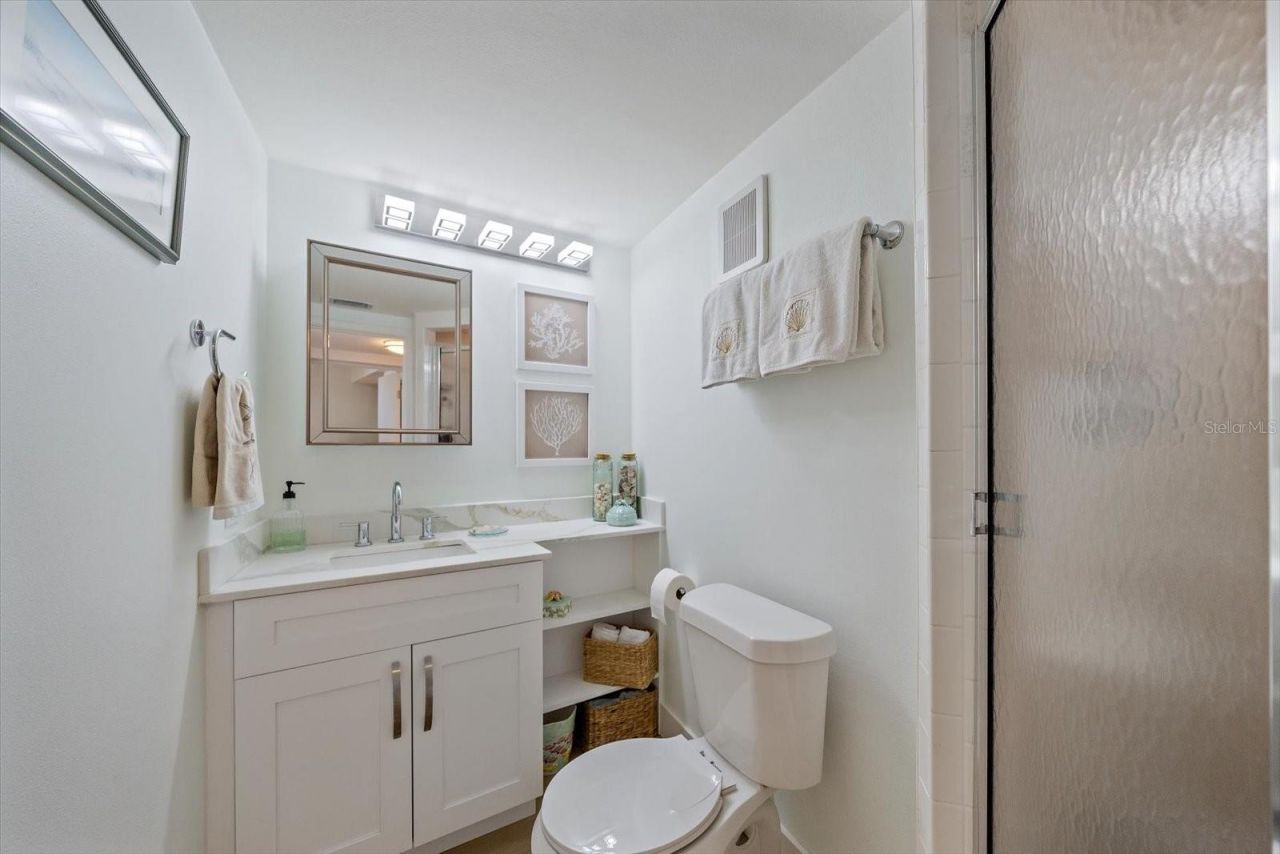 100 Sands Point Road, Unit 225, Longboat Key, FL 34228 Photo