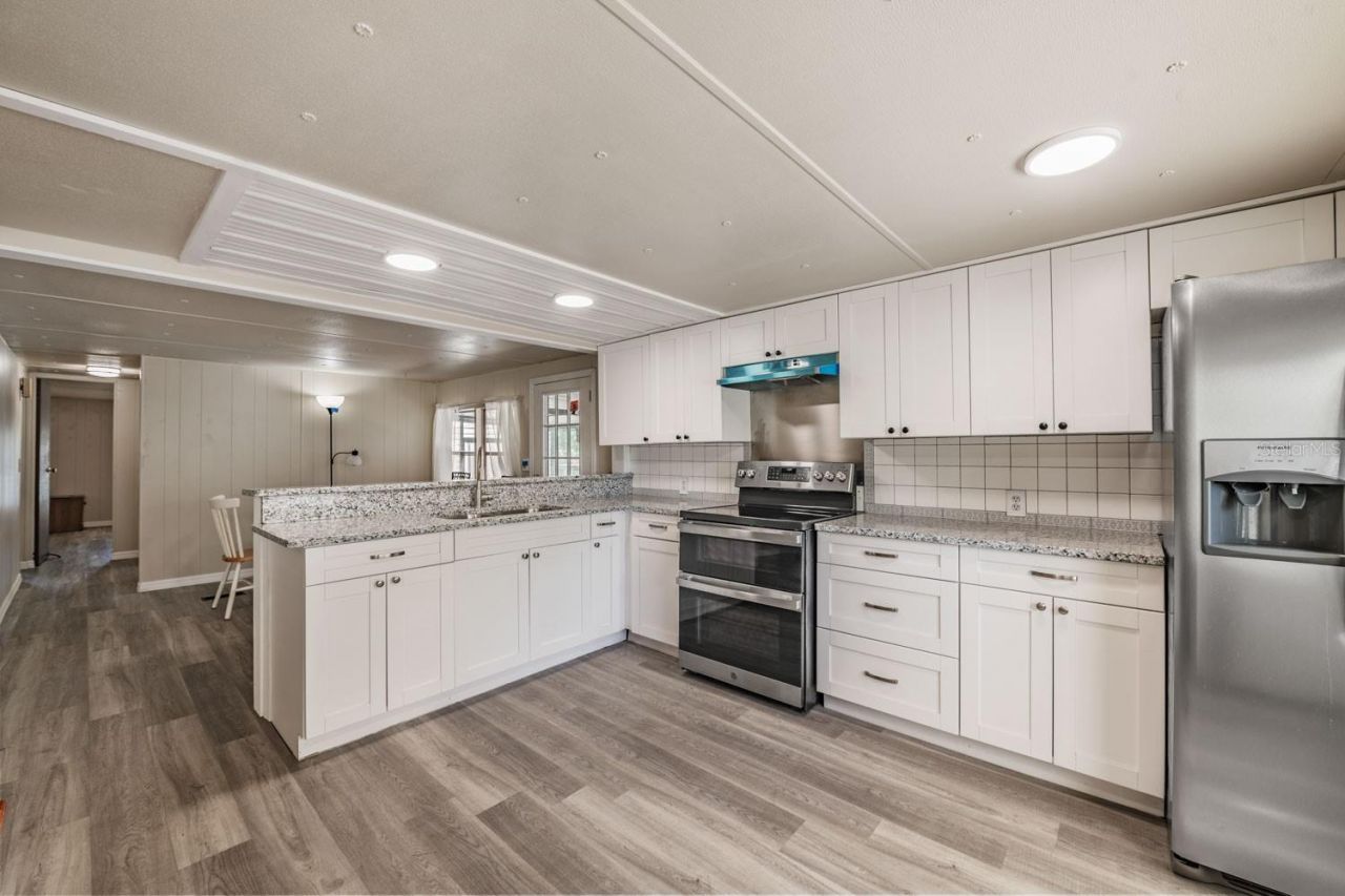 9739 Ray Street , Hudson, FL 34669 Photo