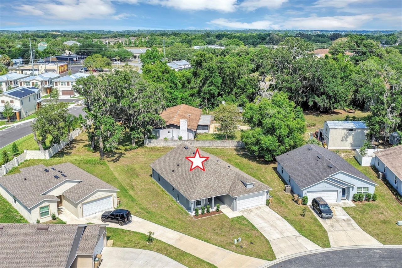1520 Baywood Village Court, Mount Dora, FL 32757 Photo