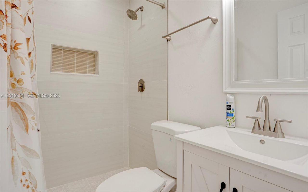 1031 NW 23rd Way , Fort Lauderdale, FL 33311 Photo