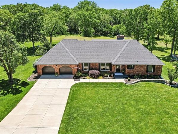 12343 Merion Drive, Kansas City, KS 66109