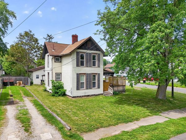 23 S Pine Street , Newark, OH 43055