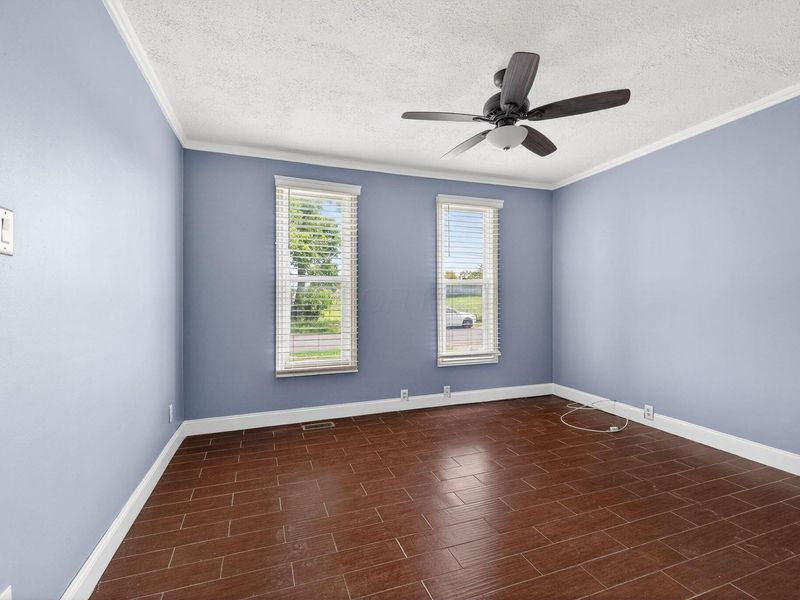 23 S Pine Street , Newark, OH 43055 Photo 4