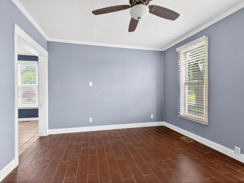 23 S Pine Street , Newark, OH 43055 Photo 6