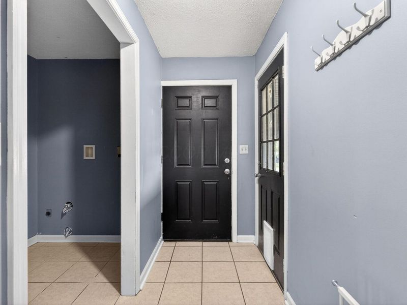 23 S Pine Street , Newark, OH 43055 Photo 8