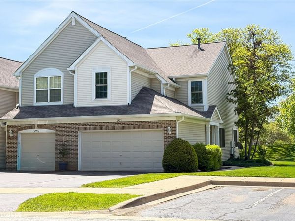 2952 WATERS EDGE Circle , Unit 2952, Aurora, IL 60504