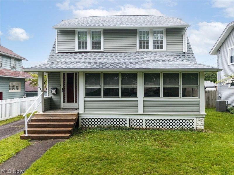1633 Glenmount Avenue, Akron, OH 44301 Photo 1