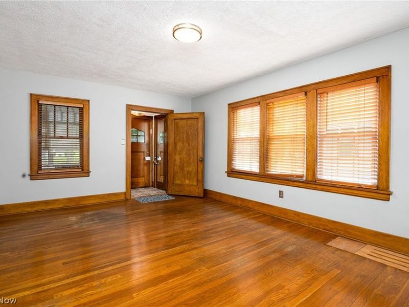 1633 Glenmount Avenue, Akron, OH 44301 Photo 10
