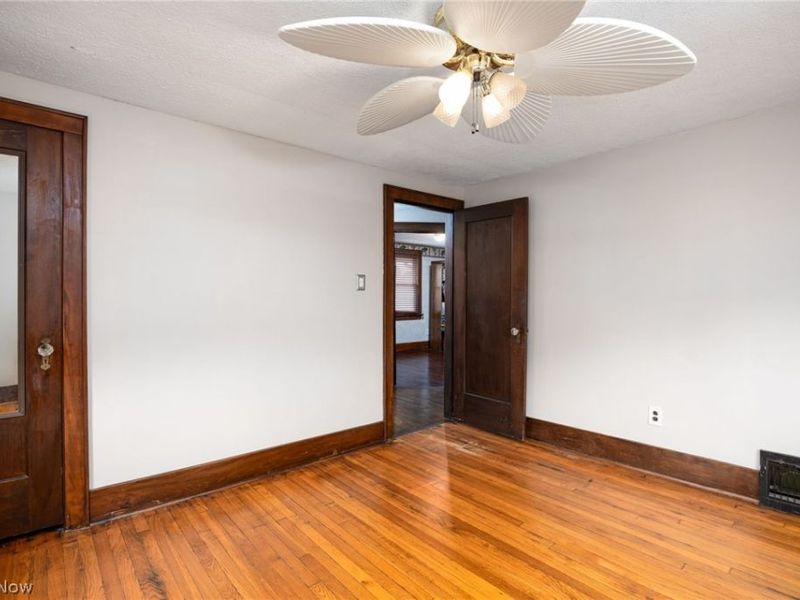 1633 Glenmount Avenue, Akron, OH 44301 Photo 23